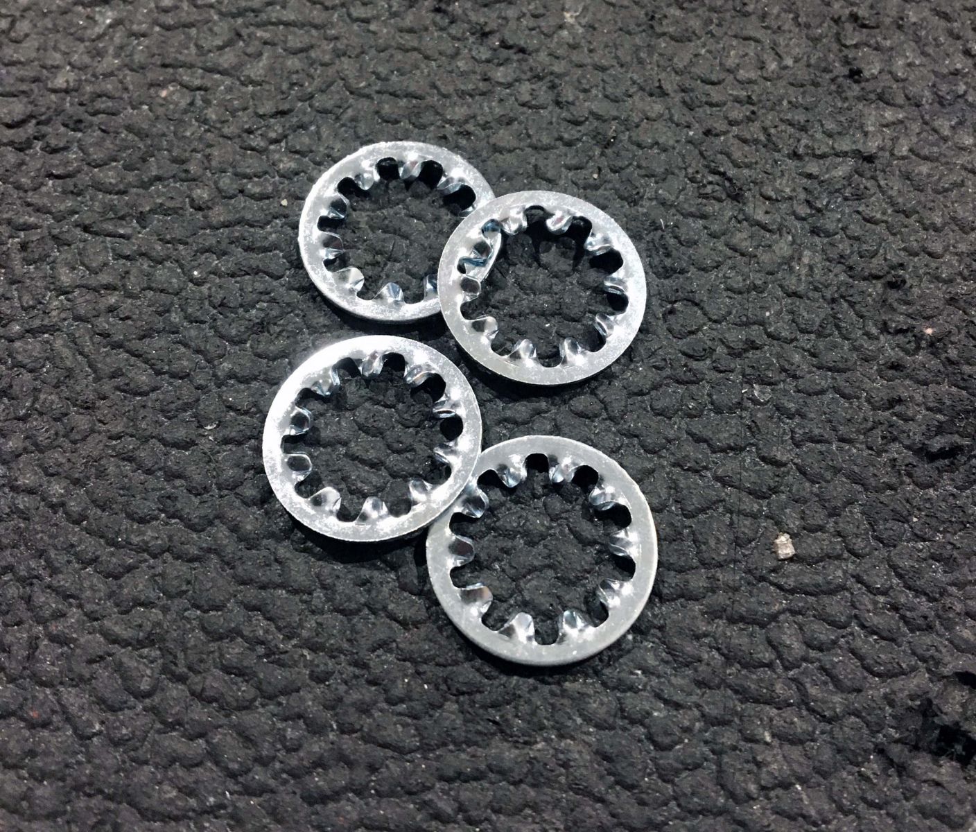 An image of lock washers.